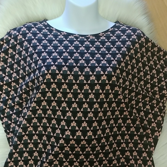 LulaRoe Minnie Mouse Disney Irma Tunic Top-0412 - Picture 6 of 9